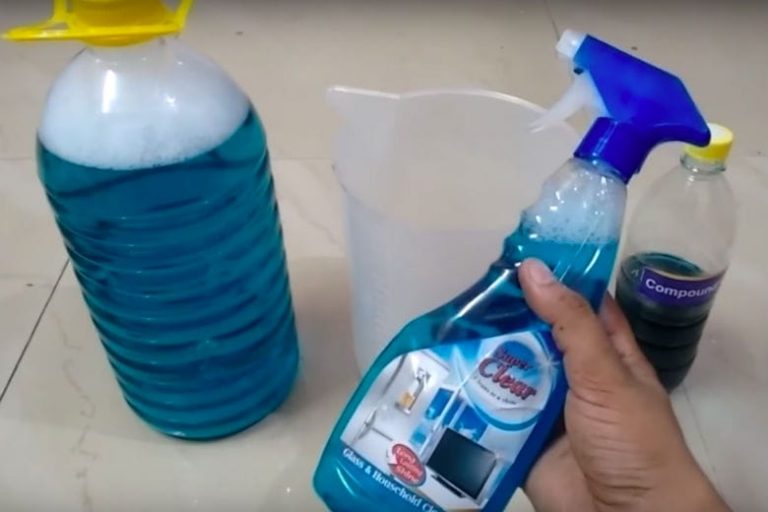 You can clean cloudy glasses with this simple cleaning tip