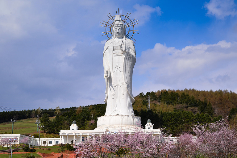 The Largest Statues Found Around The World