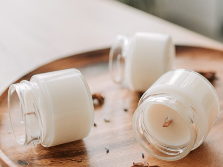 Here's How To Make Your Own Air Freshener Very Easily Page 2 of 2